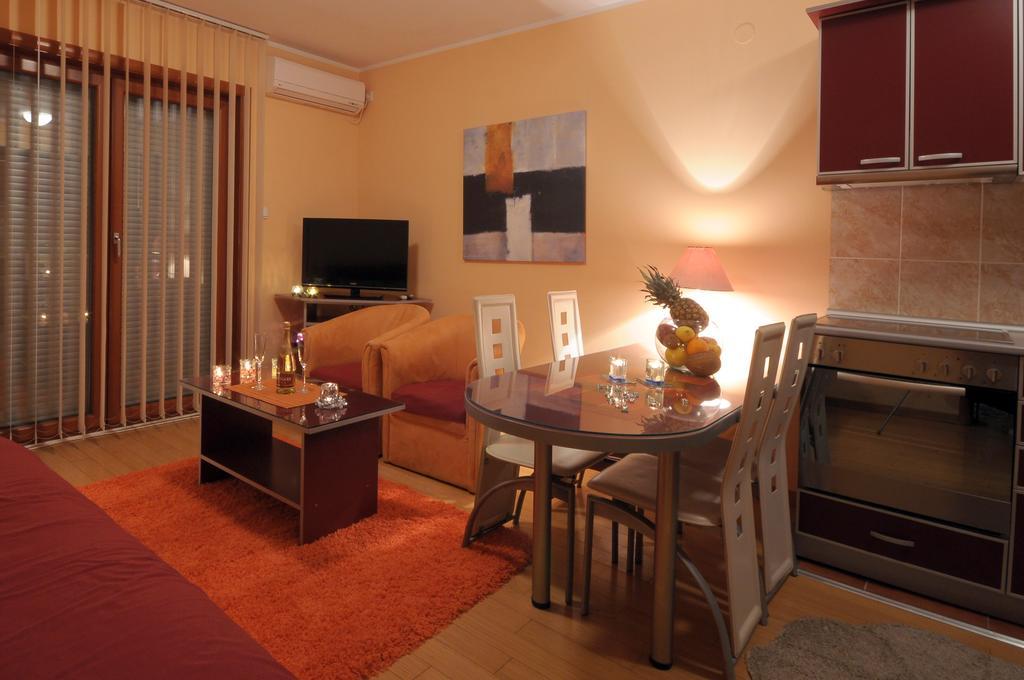 Vrnjačka Banja Iwa Centar Apartments & Wellness מראה חיצוני תמונה
